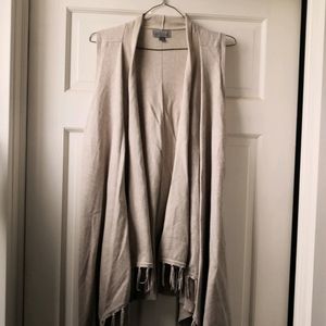 Sleeveless Fringed Cardigan